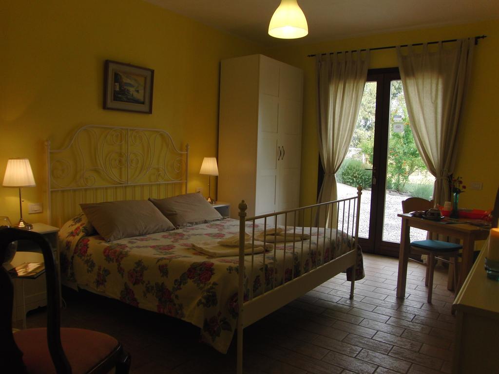Locanda Degli Etruschi Montalto di Castro Ruang foto