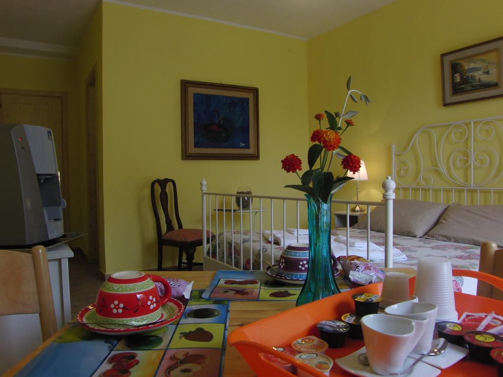 Locanda Degli Etruschi Montalto di Castro Ruang foto